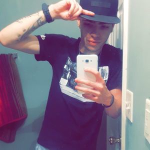 Meet your Posher, Eric